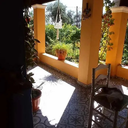 Roula's House Tatil Evi