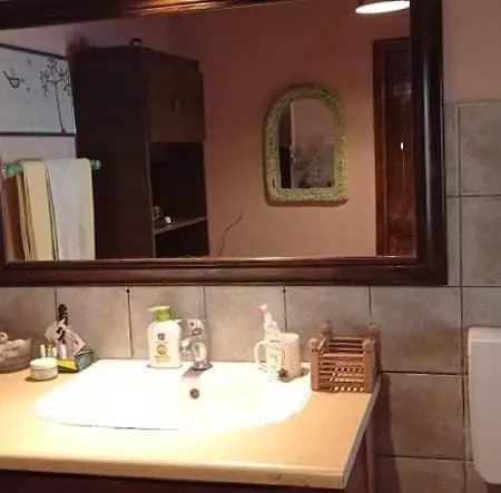 Nyaraló Roula's House *